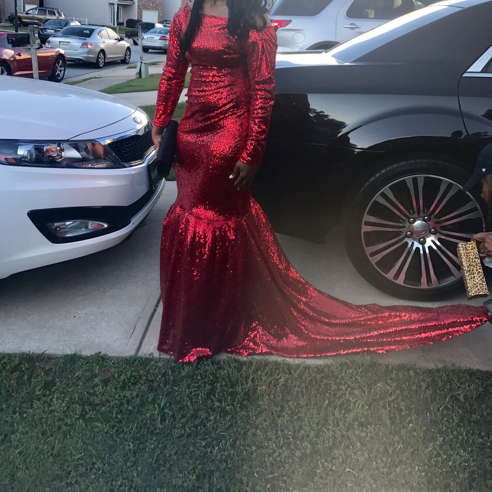 Prom Dress - Red sequin HANDMADE - Picture 6 of 7